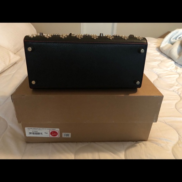 Christian Louboutin - Picture 5 of 8